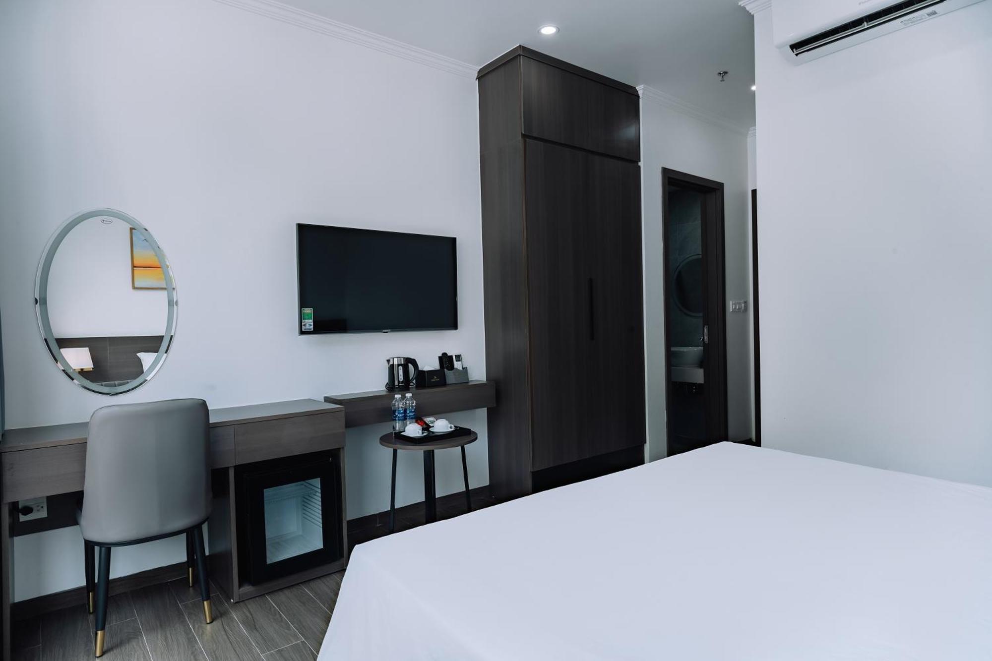 Sand Hotel Cat Ba Island Ngoại thất bức ảnh